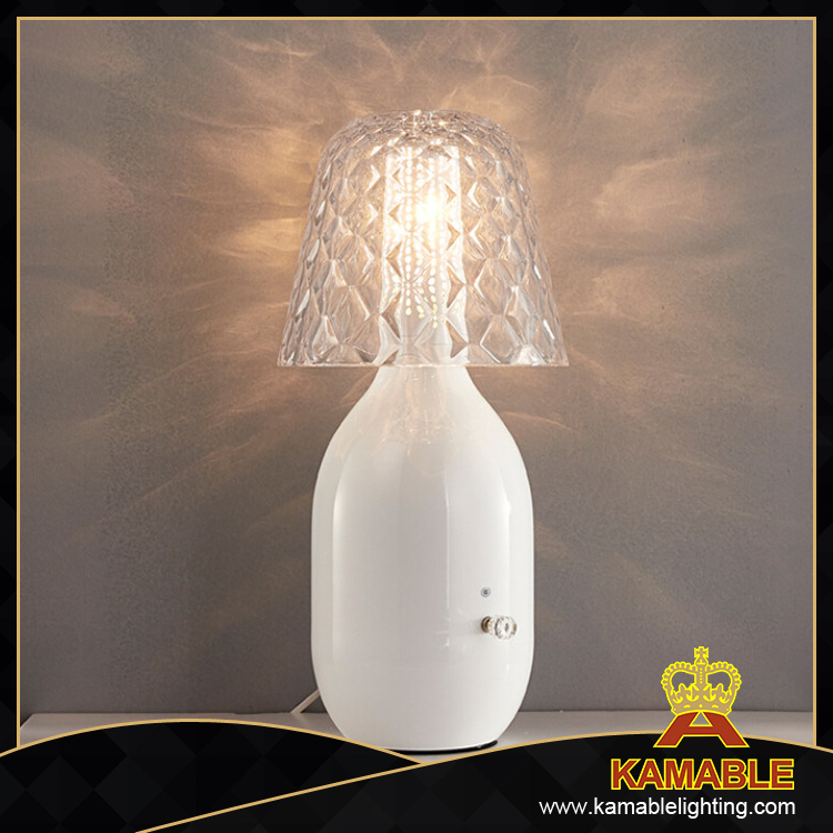 الزجاج الشفاف الزخرفية مصابيح الطاولة الحديثة (MT10340-1-320)